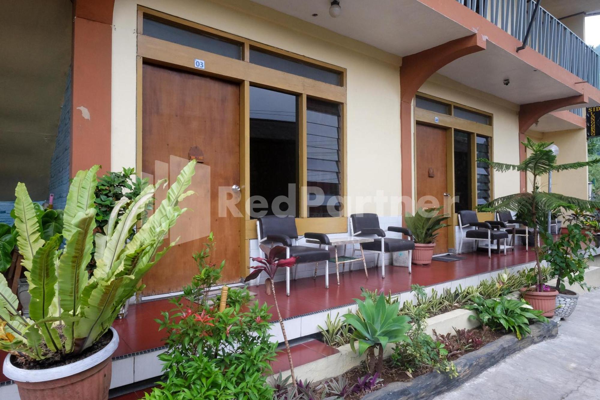 Hotel Sido Langgeng Tawangmangu Mitra Reddoorz Exterior foto